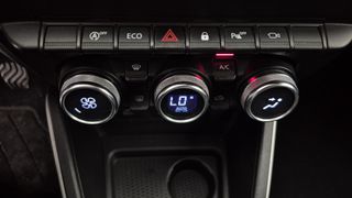 Dacia Duster 2022 1.5 BluedCi Journey | ΕΩΣ 5 ΕΤΗ ΕΓΓΥΗΣΗ-thumb-23