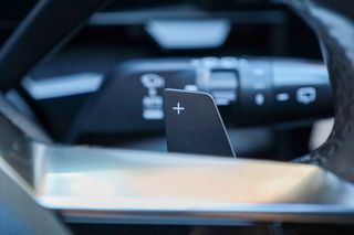 Renault Austral 2023 1.2 Hybrid E-Tech 200hp Iconic (Automatic)-thumb-25