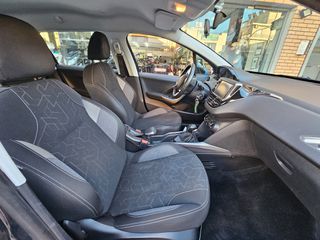 Peugeot 2008 2016 Peugeot 2008 1.2 VTi Active-thumb-7