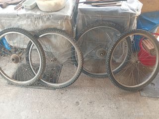 2 ζεύγη (σετ) τροχών/ρόδες mtb/bmx