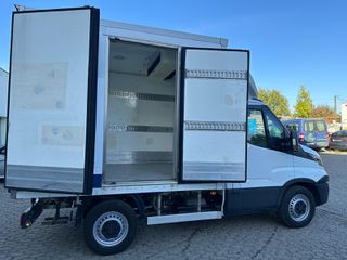 Ψυγείο Iveco 2018 Iveco Daily Fahrgestell Einzelkabine 35 S ... Radstand-thumb-8