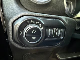 Jeep Wrangler 2019 Unlimited Sahara Overland 2.2D-thumb-51