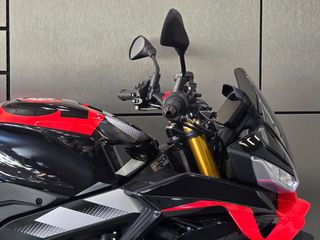 Aprilia Tuono 2026 RSV 4 FACTORY-thumb-3