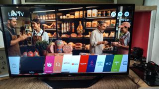 Τηλεόραση LG SMART 43 INCH