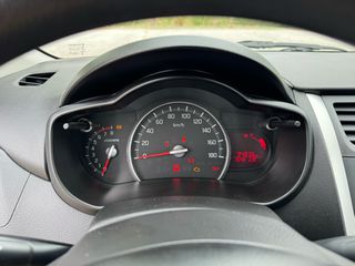 Suzuki Celerio 2017 1.0cc Comfort-thumb-9