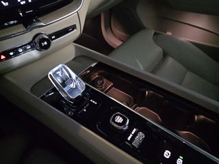 Volvo XC 60 2021 455PS" T8 Recharge"AWD!-PANORAMA Slide-Harman Kardon 19άρες!-thumb-32