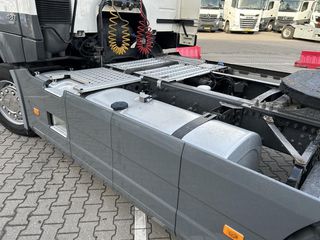 Volvo 2016 FM 420-thumb-5