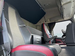 Volvo 2016 FM 420-thumb-11