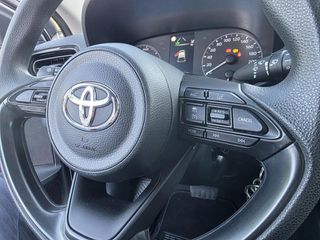 Toyota Yaris 2022-thumb-3