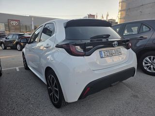 Toyota Yaris 2022-thumb-7