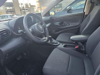 Toyota Yaris 2022-thumb-19