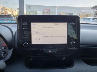 Toyota Yaris 2022-thumb-13