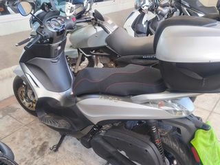 Piaggio Beverly 350 2019 ABS/ASR-thumb-1