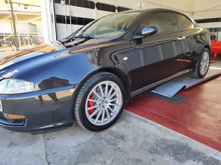Alfa Romeo GT 2004 BERTONE