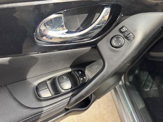 Nissan Qashqai 2015 1.2 TEKNA PANORAMA NAVI LED 115 HP-thumb-18