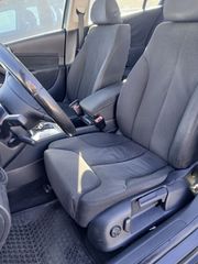 Volkswagen Passat 2009-thumb-9