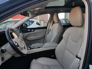 Volvo XC 60 2024 T6 350HP PHEV PLUS BRIGHT AUTO AWD 5D-thumb-13