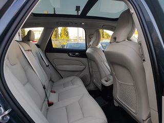 Volvo XC 60 2024 T6 350HP PHEV PLUS BRIGHT AUTO AWD 5D-thumb-25