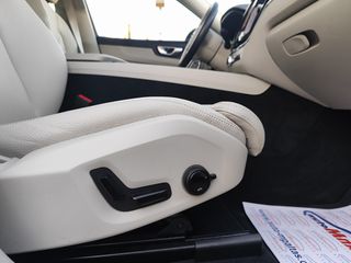 Volvo XC 60 2024 T6 350HP PHEV PLUS BRIGHT AUTO AWD 5D-thumb-31