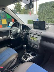 Mazda 2 2004-thumb-46