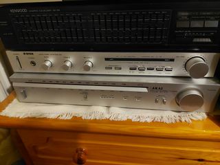 AKAI TUNER (αναλογικο)