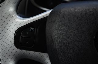 Renault Clio 2016 1500cc Duel Clima Camera-thumb-6