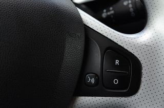 Renault Clio 2016 1500cc Duel Clima Camera-thumb-7