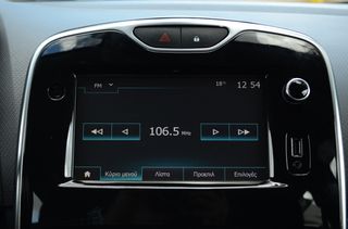 Renault Clio 2016 1500cc Duel Clima Camera-thumb-13