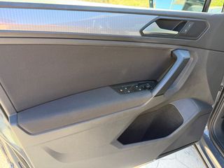 Volkswagen Tiguan 2021-thumb-23