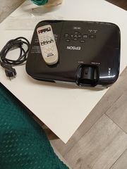 Epson projector-thumb-2