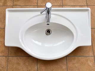 Νιπτήρας μπάνιου 82x35