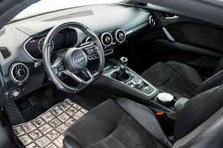 Audi TT 2015-thumb-10