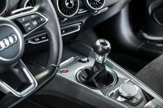Audi TT 2015-thumb-14