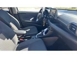 Toyota Yaris 2023 active plus-thumb-10