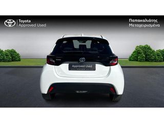 Toyota Yaris 2023 active plus-thumb-3