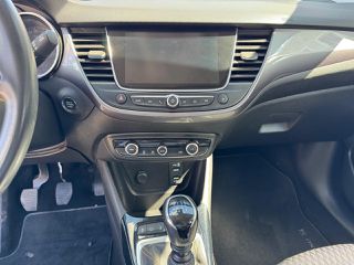 Opel Crossland X 2019-thumb-6