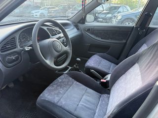 Daewoo Lanos 2002-thumb-8