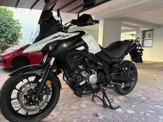 Suzuki V-Strom 650 2021