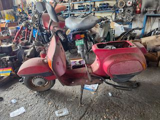 Vespa 125 1983-thumb-1
