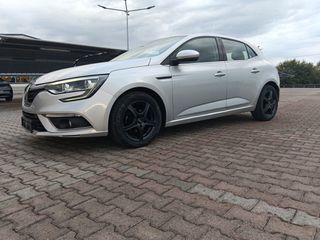 Renault Megane 2018 '' ATRAKARISTO''ABAFO''FULL EXTRA