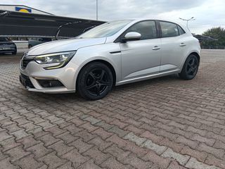 Renault Megane 2018 '' ATRAKARISTO''ABAFO''FULL EXTRA-thumb-3