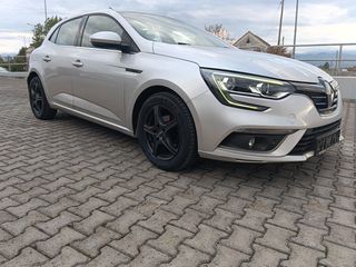 Renault Megane 2018 '' ATRAKARISTO''ABAFO''FULL EXTRA-thumb-4