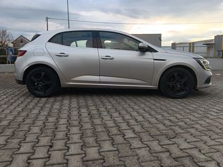 Renault Megane 2018 '' ATRAKARISTO''ABAFO''FULL EXTRA-thumb-5