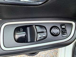 Nissan Micra 2017 1.5 DCI ACENTA-thumb-11