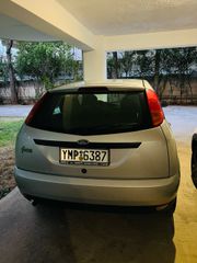 Ford Focus 2001-thumb-12