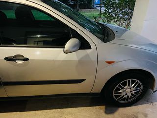 Ford Focus 2001-thumb-13