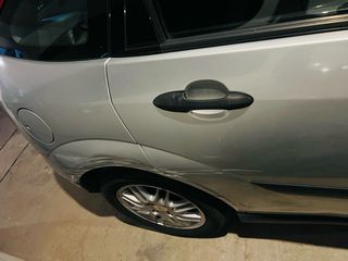 Ford Focus 2001-thumb-14