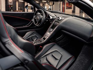McLaren MP4-12C 2014 Spider (624 PS)  Collector’s Condition-thumb-5