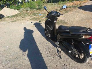 Honda SH 150 2010 400ε προκαταβολή συν 18 Χ  80ε γραμμάτια μεταξύ μας-thumb-1
