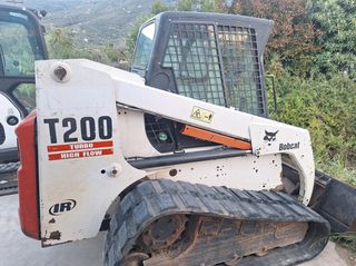 Φορτωτάκι Bobcat 2003 T200